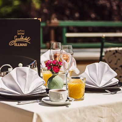 Köchin in traditioneller Küche