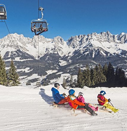 going-rodeln-familie-wilder-kaiser-winter2015-felbert-reiter-108-1