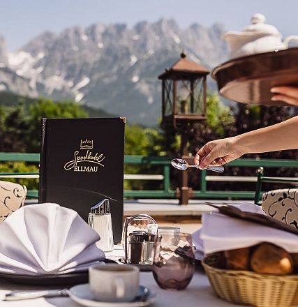 Frühstückstisch im Sporthotel Ellmau